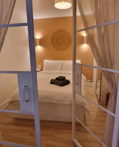 Apartment Charming In Vieux